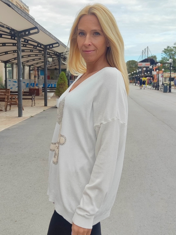 Women's sweater with V-neck and decorative accent