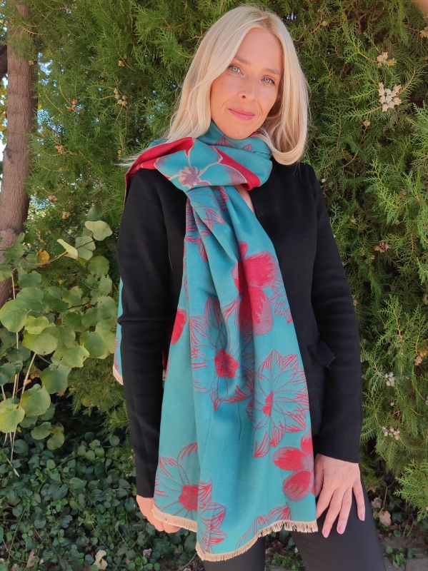 Women's cashmere scarf 