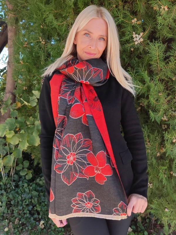Women's cashmere scarf 