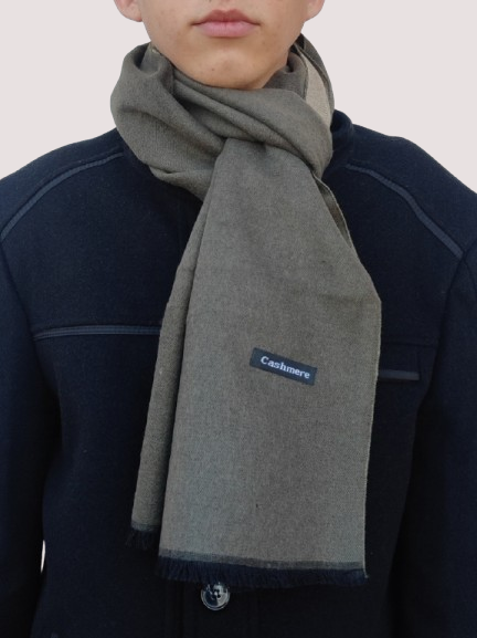 Men's cashmere scarf in haki 
