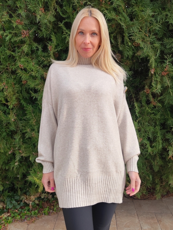Women's sweater with high collar and buttons in beige
