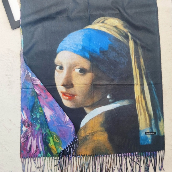 Women's cashmere scarf 