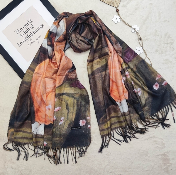 Women's cashmere scarf 