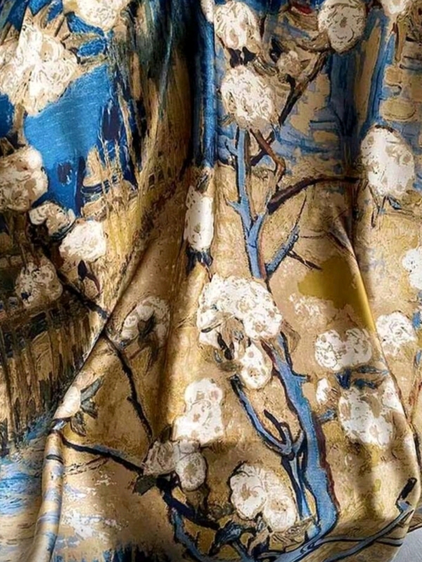 Women's scarf 