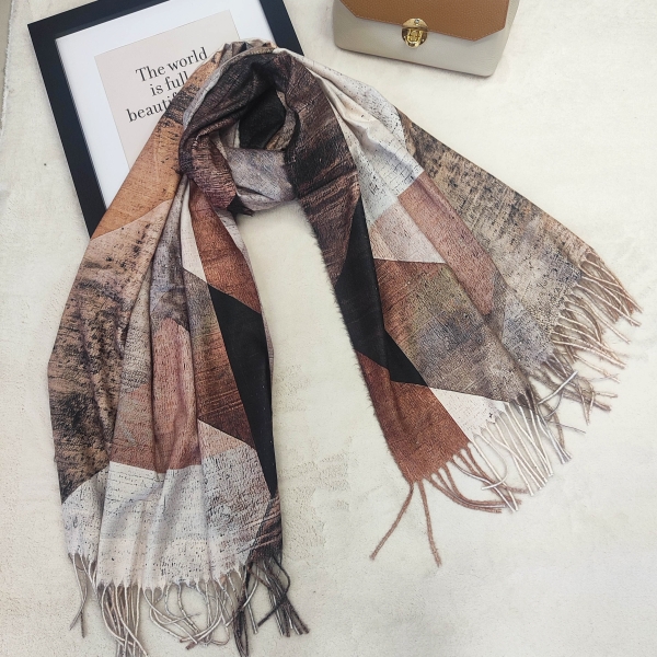 Кашмирени шал с геометричен принт 