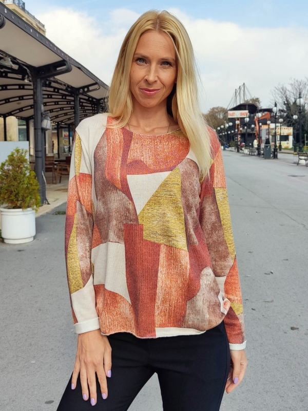 Дамски блуза с геометричен принт в  есенни цветове