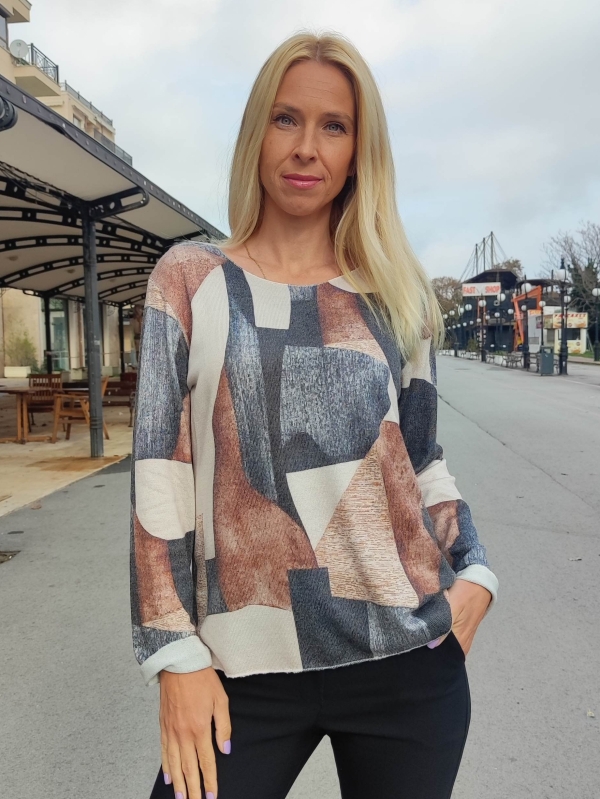 Дамски блуза с геометричен принт в сиво,кафяво и бежово