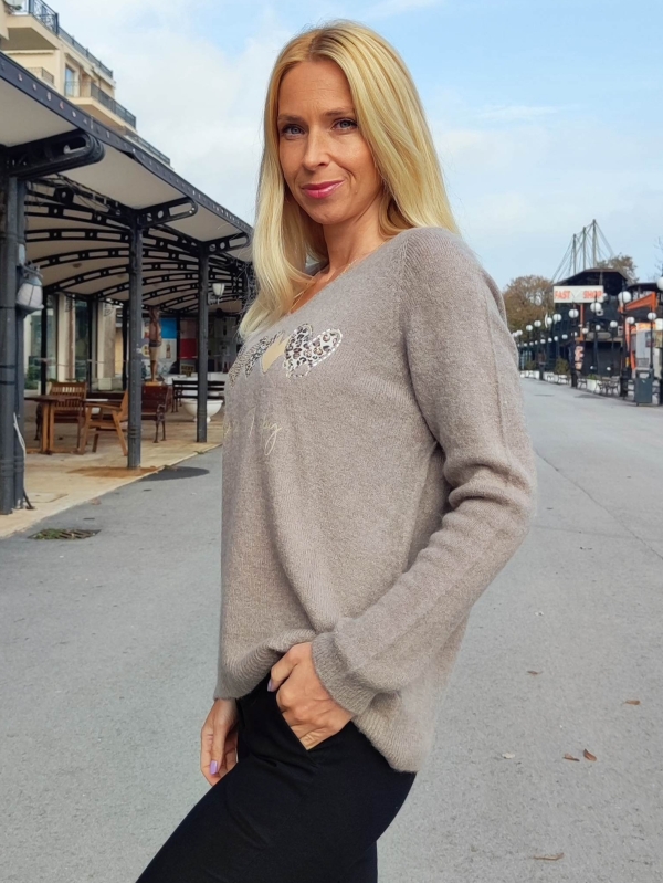 Дамски блуза с алпака в тъмно бежово 