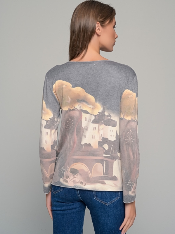 Elegant women's blouse