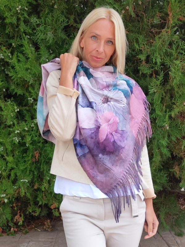 Шал с флорални мотиви „Цветна палитра“