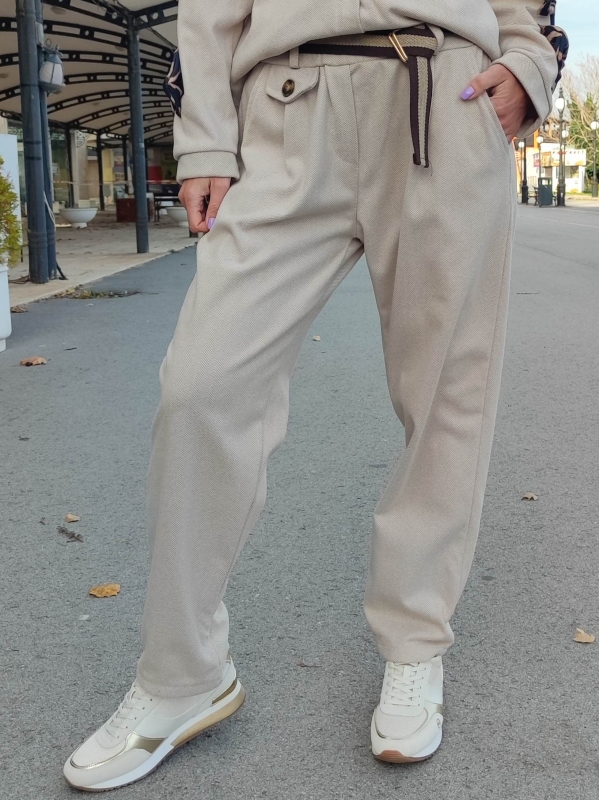 Women's herringbone trousers in beige color