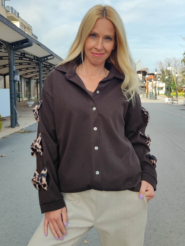 Дамска риза в кафяво с леопардови панделки