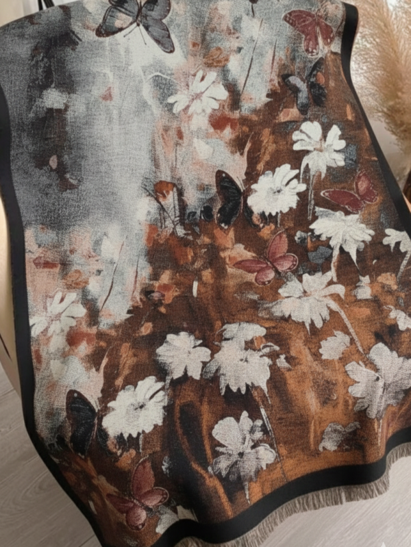 Зимен дамски шал