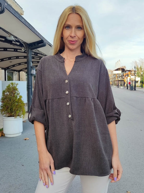 Women's blouse in brown - loose fit and decorative buttons