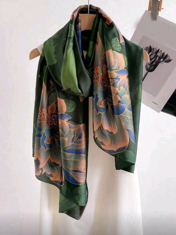 Елегантен дамски шал