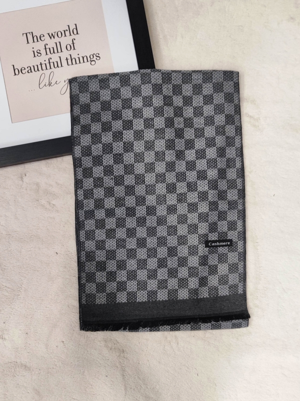 Men's cashmere scarf in gray with check - Winter accessory