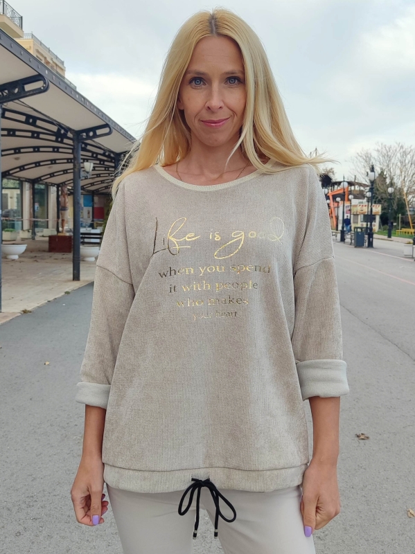Women's beige blouse with inspiring golden inscription "Life is Good" – Sporty-elegant style