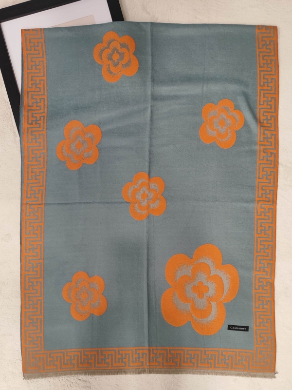 Elegant Women's Winter Scarf 