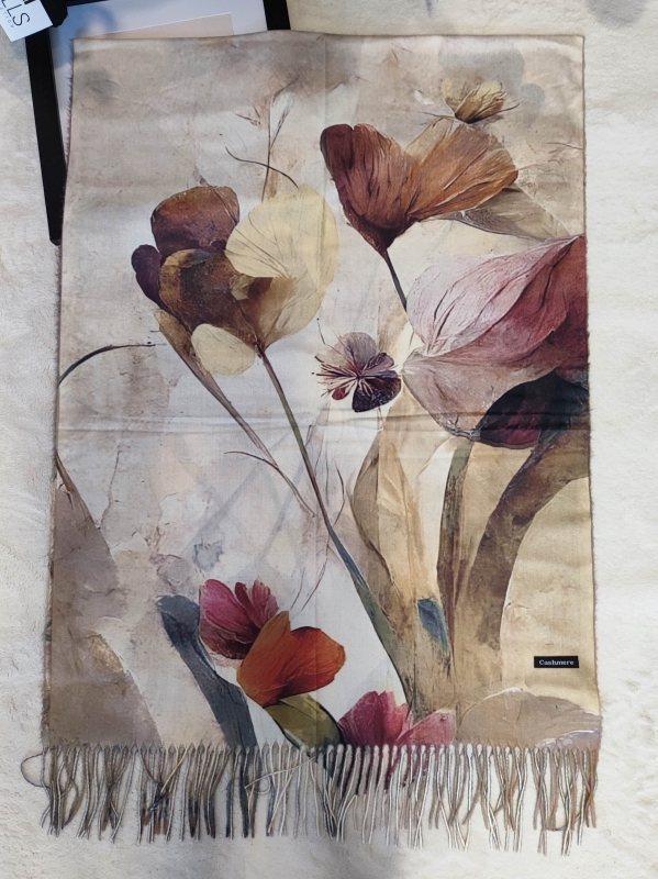 Кашмирен шал „Златна есен“ с артистични цветя