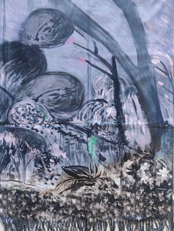 Women's cashmere scarf 