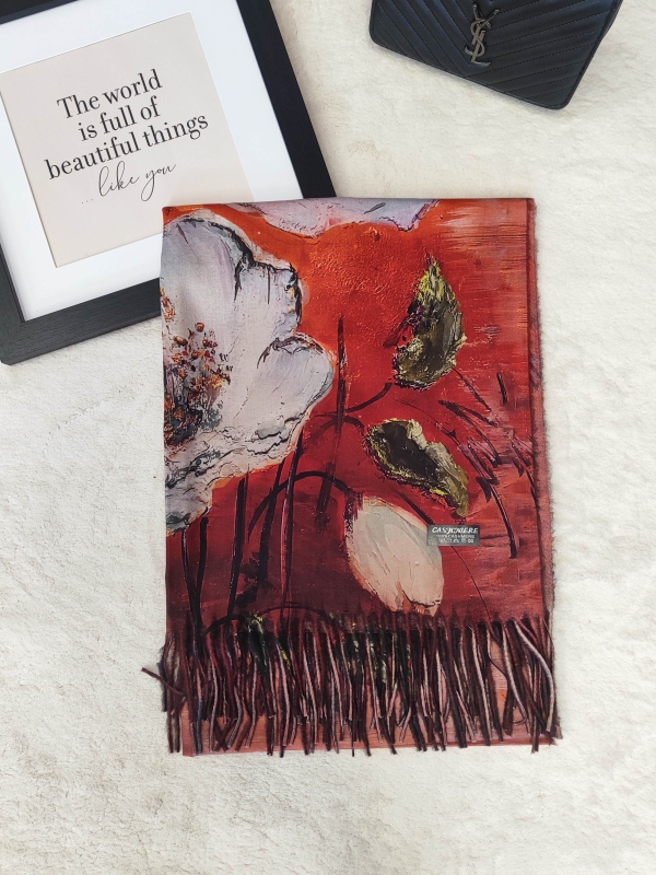 стилен кашмирен шал в оранжево и червено