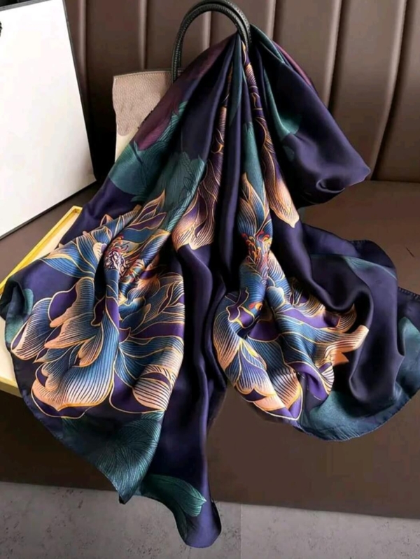 Luxurious dark blue satin scarf with floral motifs and size 180/70 cm from Unique Fashion Online
