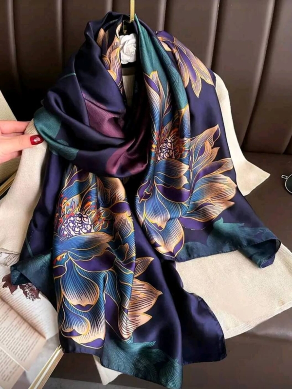 Luxurious dark blue satin scarf with floral motifs and size 180/70 cm from Unique Fashion Online
