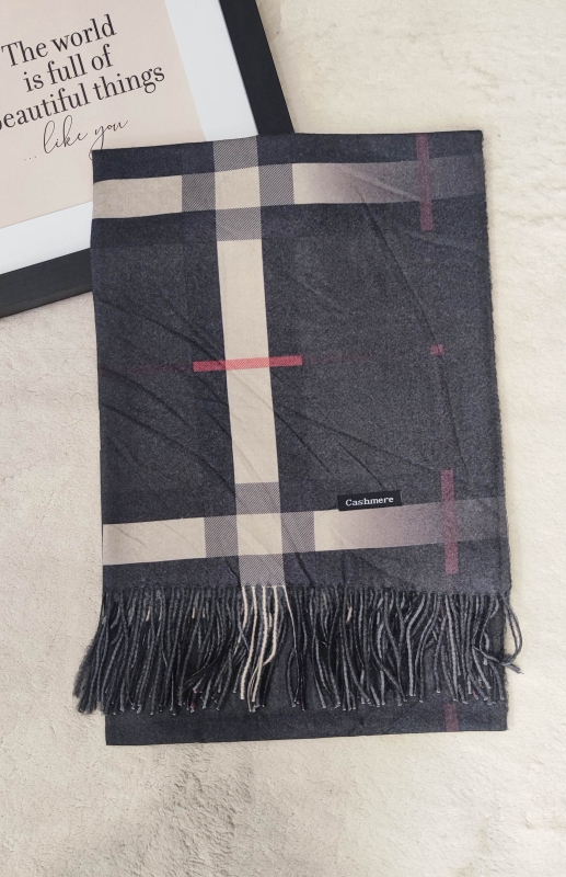 Women's cashmere scarf 