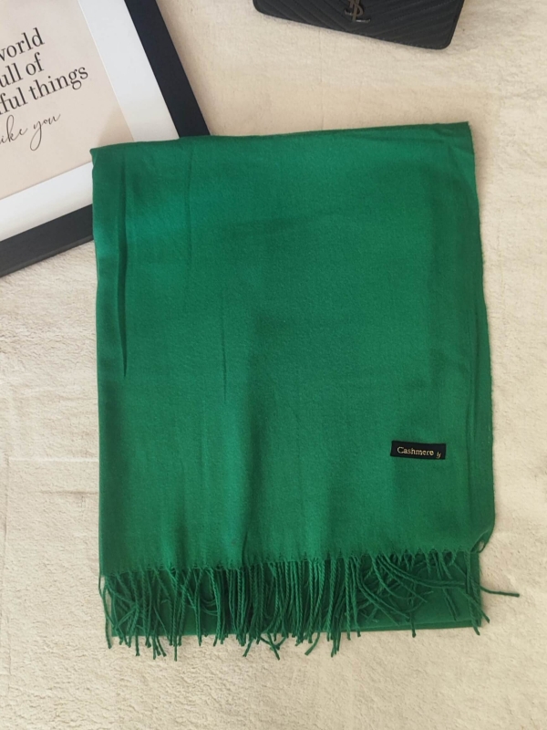 Зелен кашмирен шал