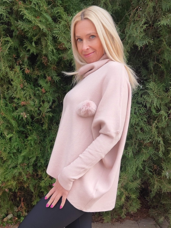 Розов италиански дамски пуловер с поло яка и декоративен елемент, универсален размер за L, XL и 2XL