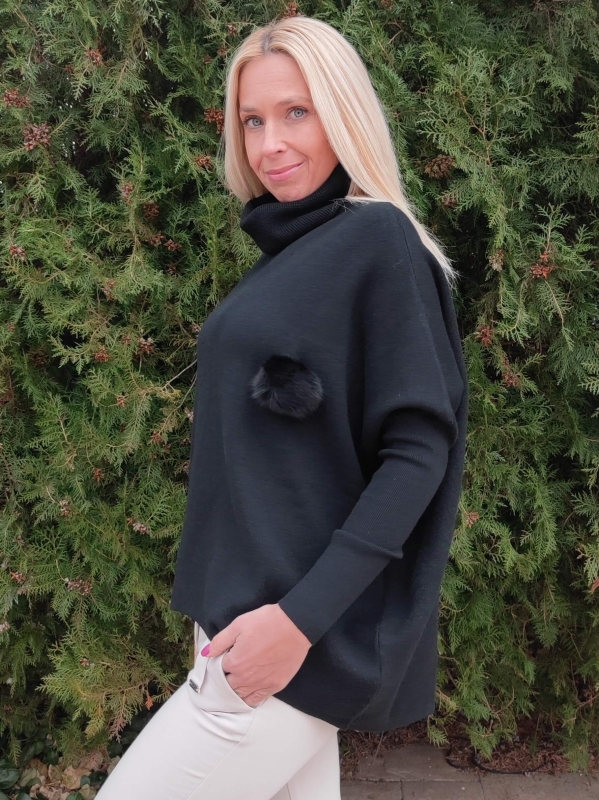 Черен италиански дамски пуловер с поло яка и декоративен елемент, универсален размер за L, XL и 2XL
