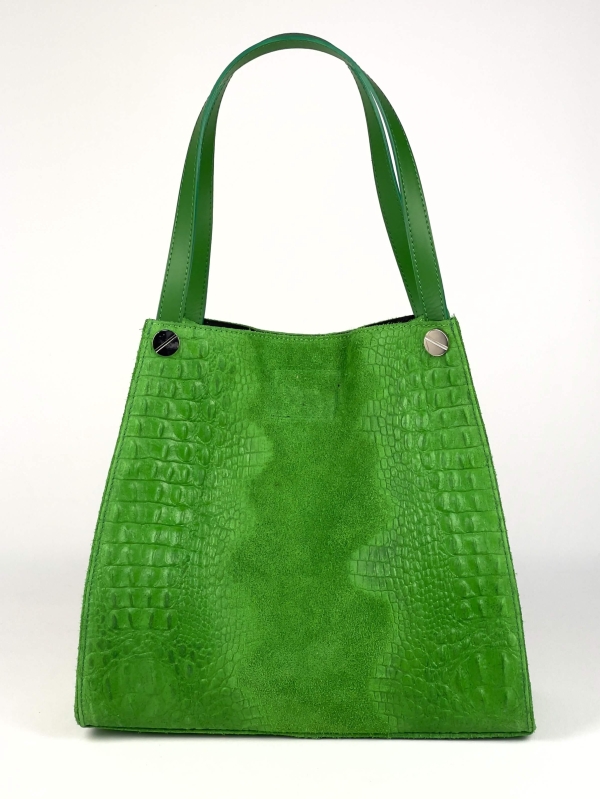 Голяма дамска чанта от естествена кожа в зелено с дълга дръжка.