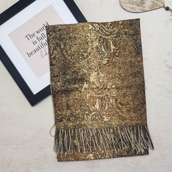 Women's cashmere scarf 