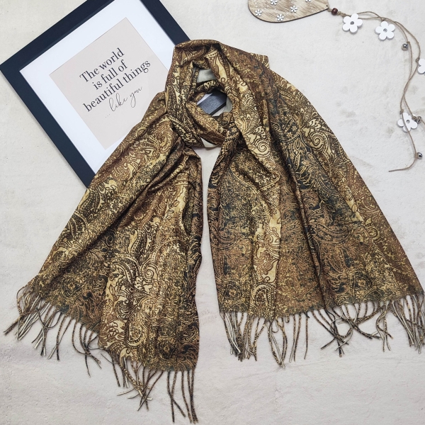 Women's cashmere scarf 