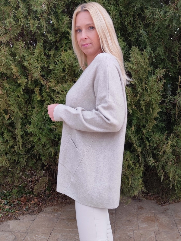 Дамска италианска туника от вискоза в бежов цвят с джобове