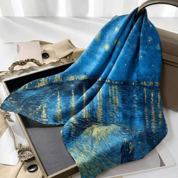 Дамски сатенен шал -кърпа