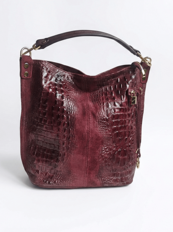 Дамска чанта тип торба от естествен велур с крокодилска щампа в цвят бордо – преден изглед.