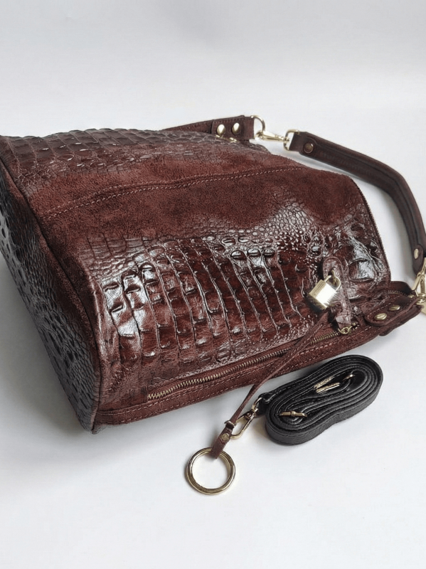 Италианска чанта в кафяво италианска