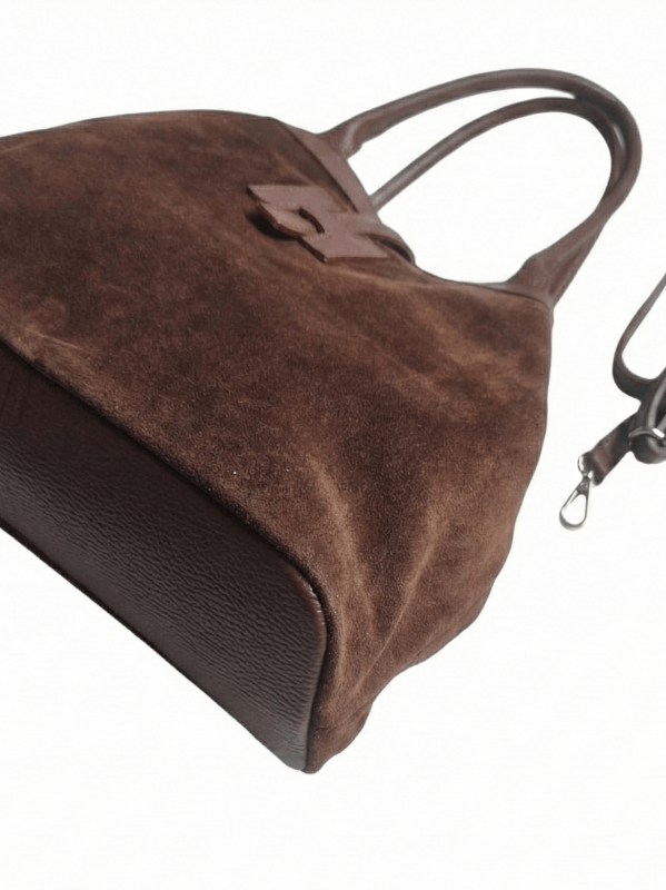 Италианска велурена чанта дизайнерска