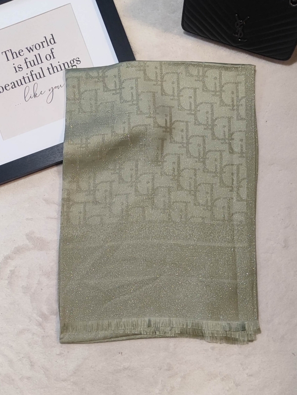 Луксозен дамски шал 70 на 190 см, материя с блясък