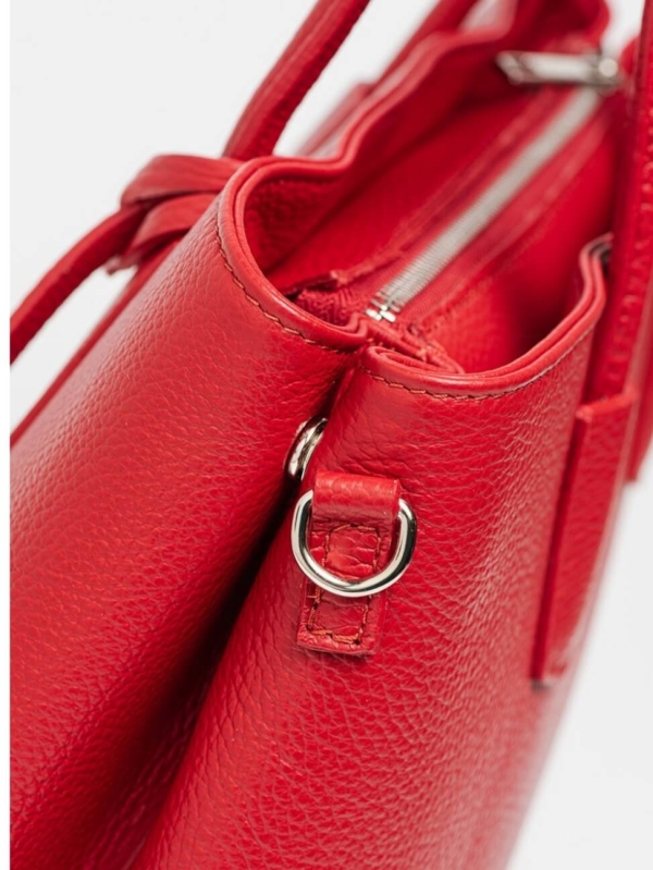 Елегантна дамска чанта в червено естествена кожа