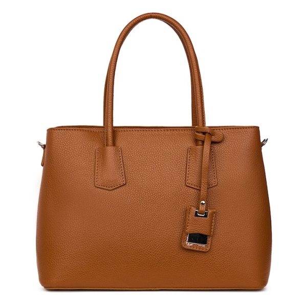 Голяма италианска дамска чанта от кафява релефна естествена кожа,