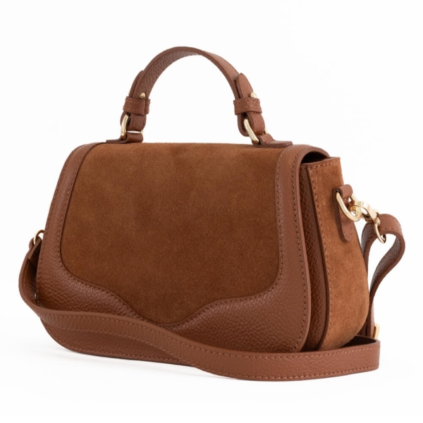 Дамска кожена чанта за през рамо коняк с велурен капак