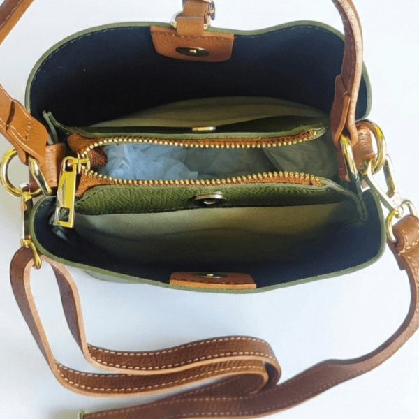 Internal compartments and pockets of an Italian two-tone bag