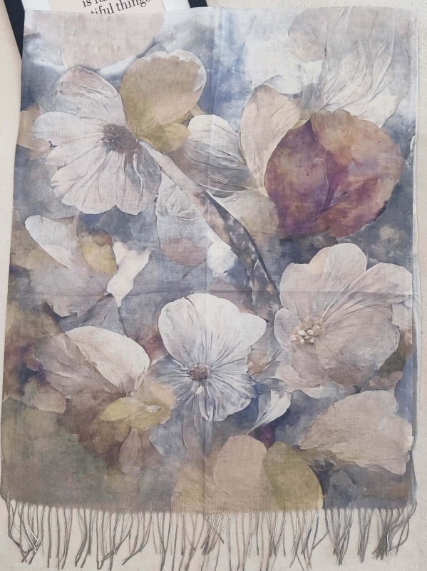 Дамски памучен шал с акварелни цветя - 180/70см | Unique Fashion Online