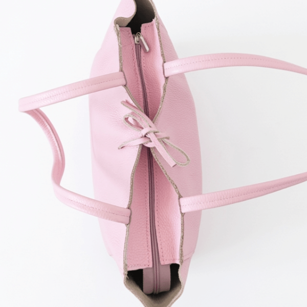 Кожена чанта тип торба с панделка| Unique Fashion