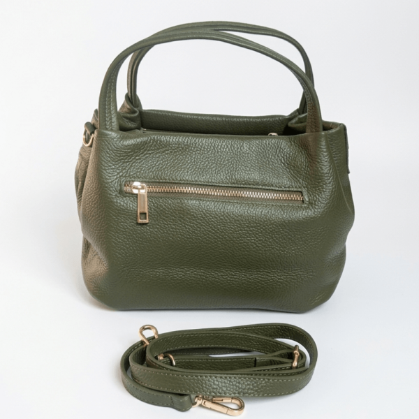 Дамска чанта естествена кожа зелен цвят с външен джоб с цип