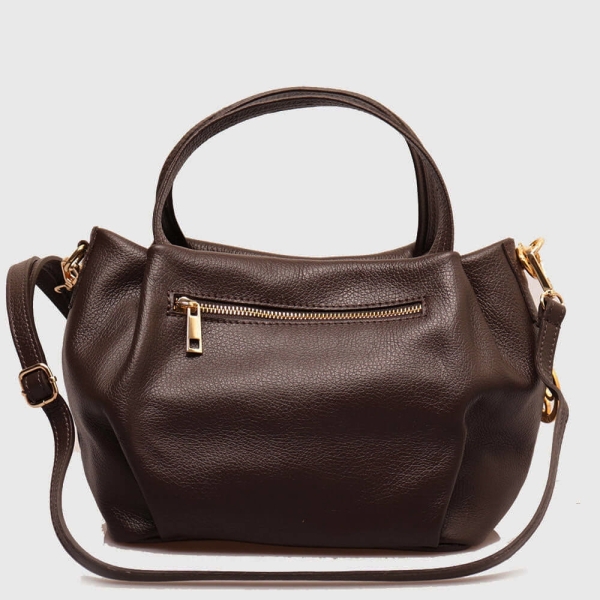 Гръб на кафява кожена чанта Vera pelle с външен джоб с цип