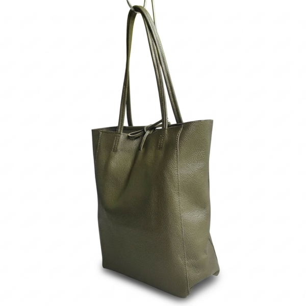 Large green handbag made of genuine leather (Vera Pelle)