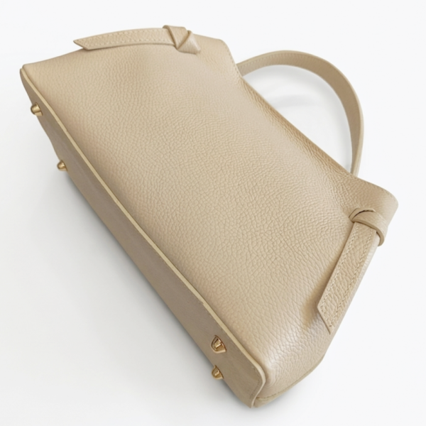 Бежова Дамска Чанта от Естествена Кожа | Unique Fashion